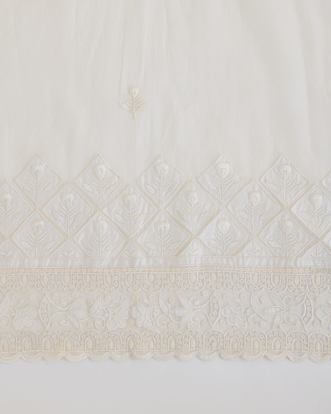 Kora Natural Fine Chanderi Fabric with Resham Motifs and Applique Dupatta