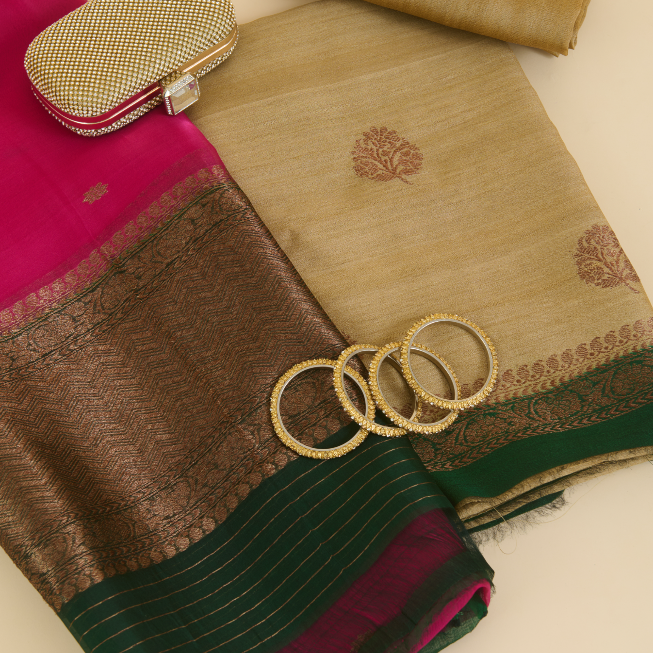 Tussar Gicha Hand Woven Kurta Set with Pink Organza Dupatta
