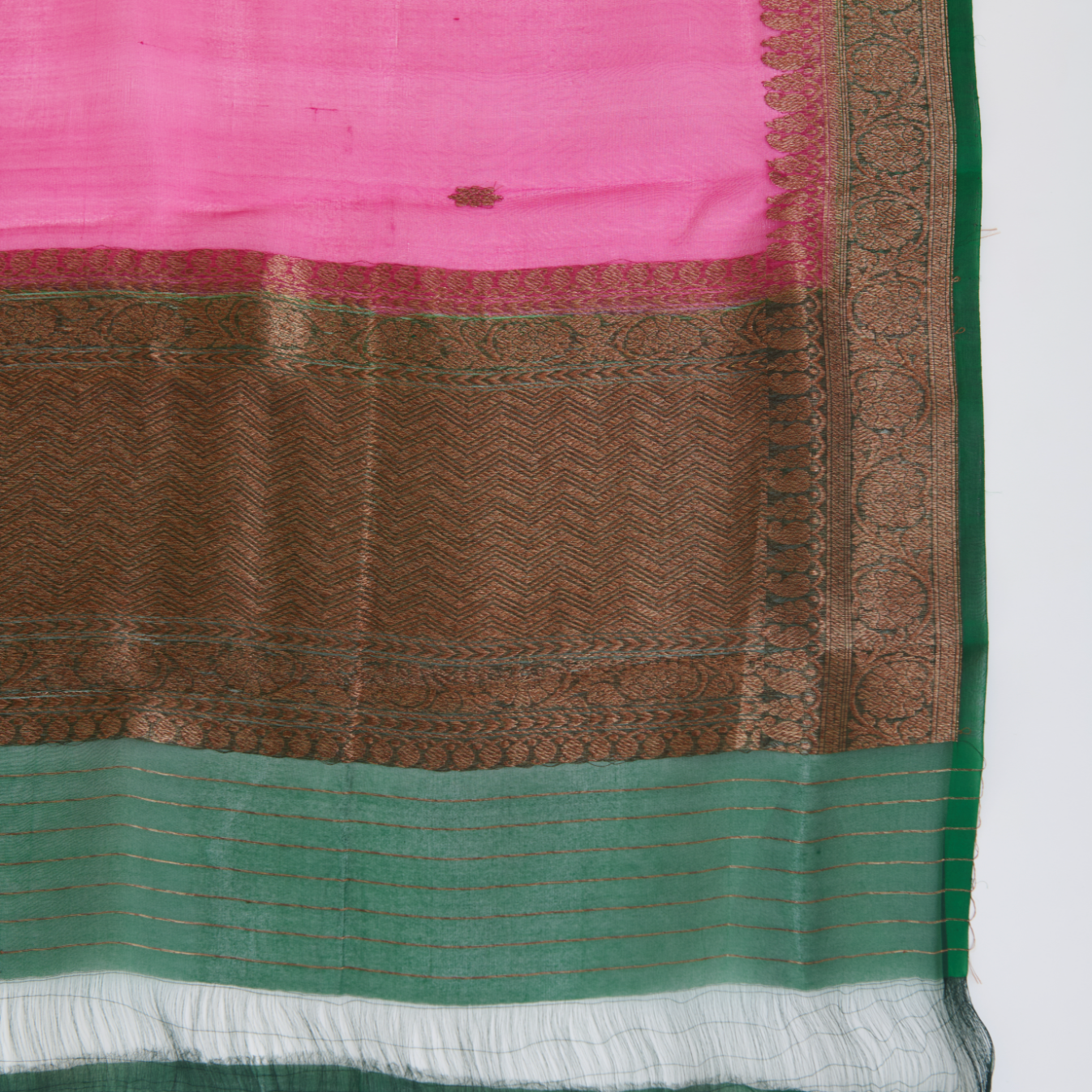 Tussar Gicha Hand Woven Kurta Set with Pink Organza Dupatta