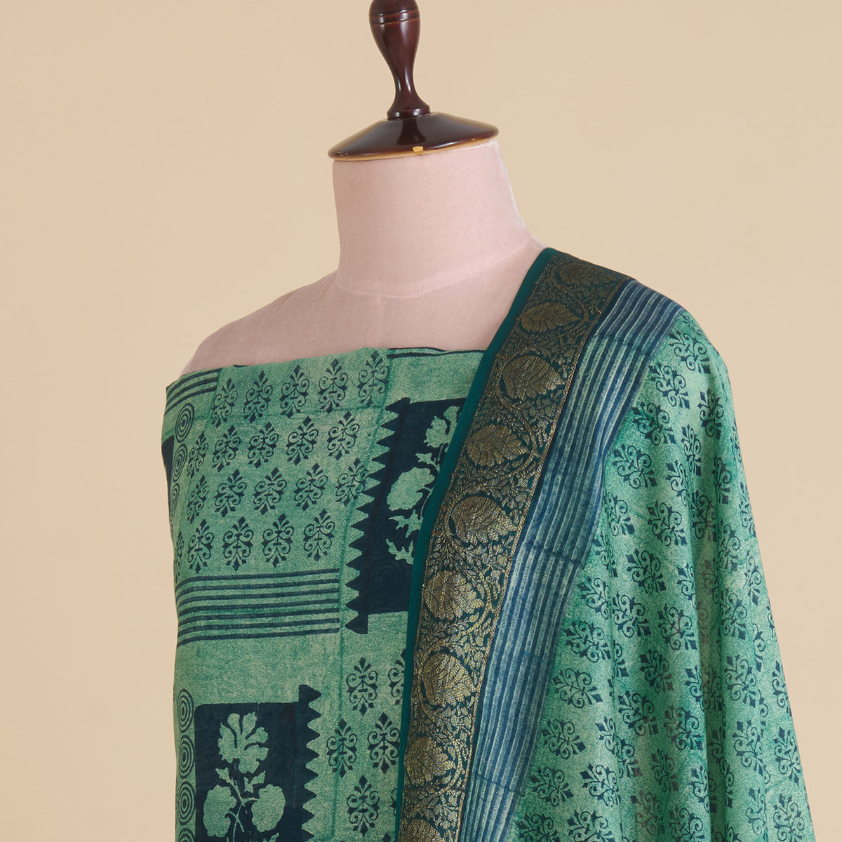 Peacock Green Maheshwari Printed Kurta with Woven Border & Dupatta