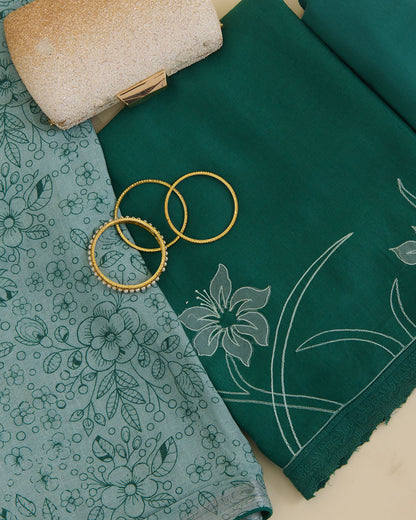 Green Linen Kurta Suit with Applique & Thread Work by Vandana