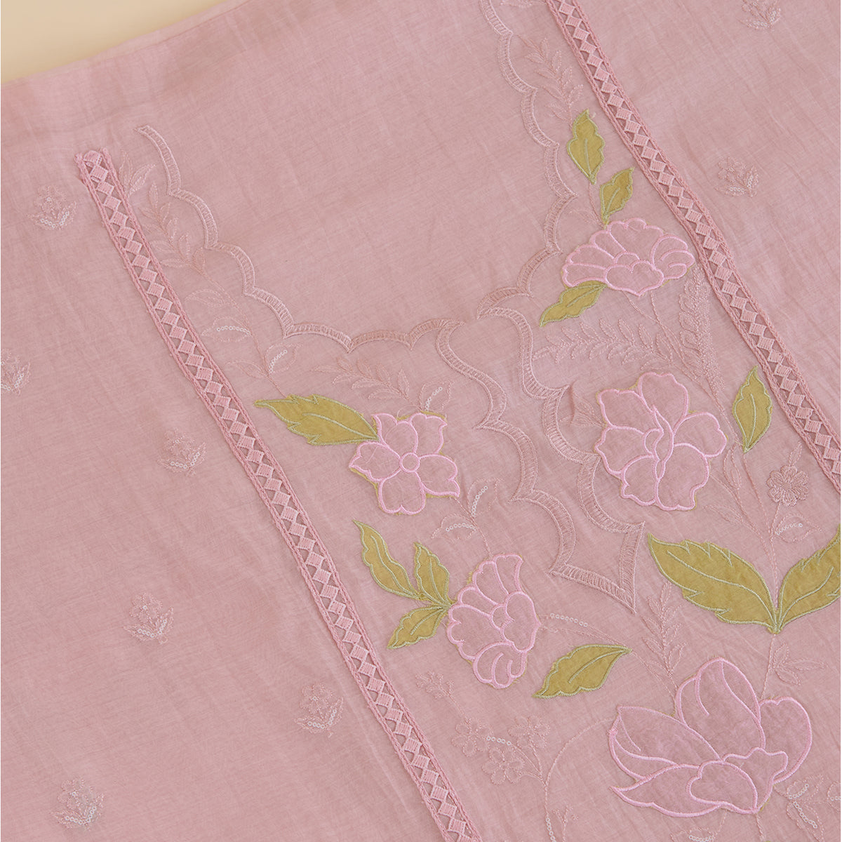 Light Pink Fine Chanderi Thread & Sequin Applique Embroidered Kurta Set