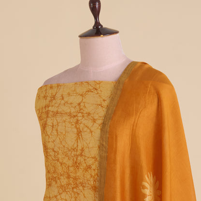 Mustard Maheshwari Batik Printed Kurta with Dupatta