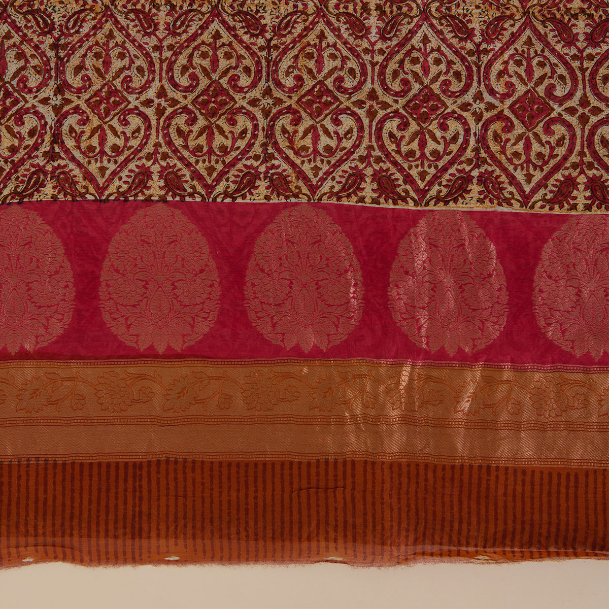 Pink Maheshwari Printed Kurta with Woven Border & Dupatta
